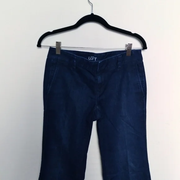 LOFT Dark Wash Modern Flare Jeans Size 2 - Picture 4 of 8